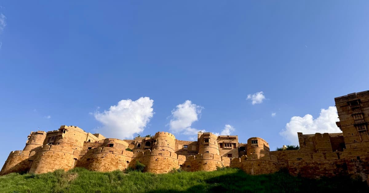Small-Group India Cultural Tours with Anna product preview for startup listing on Aura++