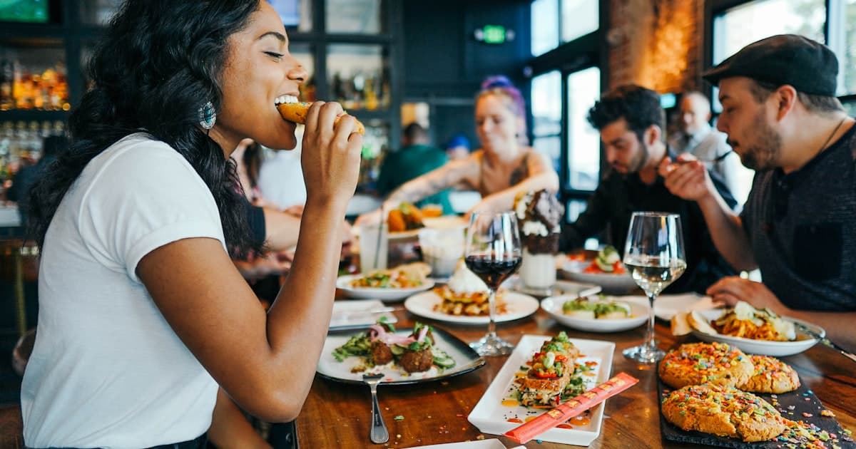 DinnerElite product preview for startup listing on Aura++